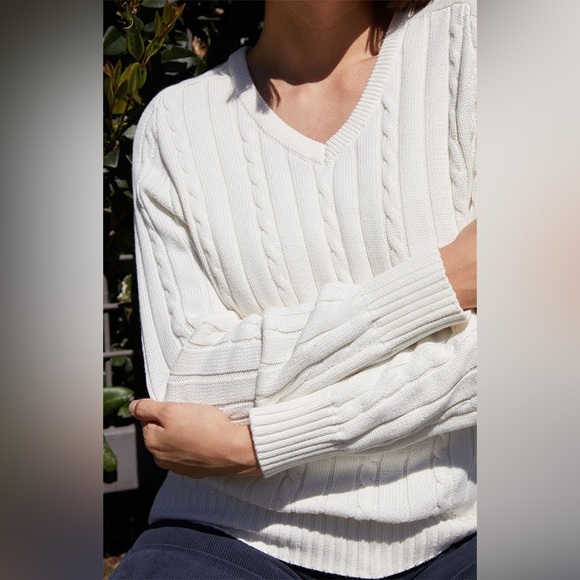 John Galt White Ida Cable Knit Sweater - Picture 4 of 11